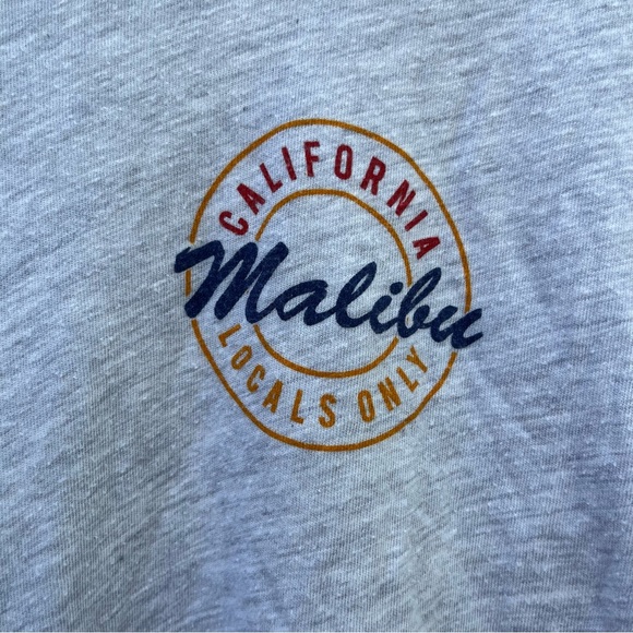 Brandy Melville grey tee that reads “ Malibu California locals only” ! - Picture 3 of 5